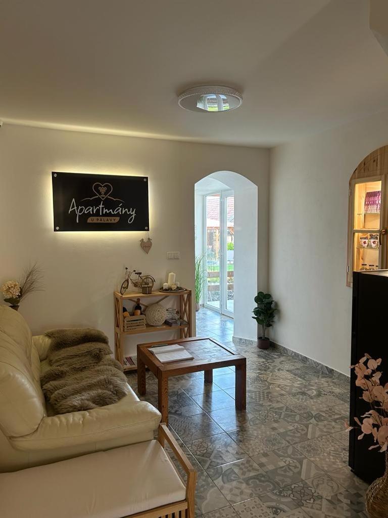 Apartmany U Palavy Přítluky Exterior foto